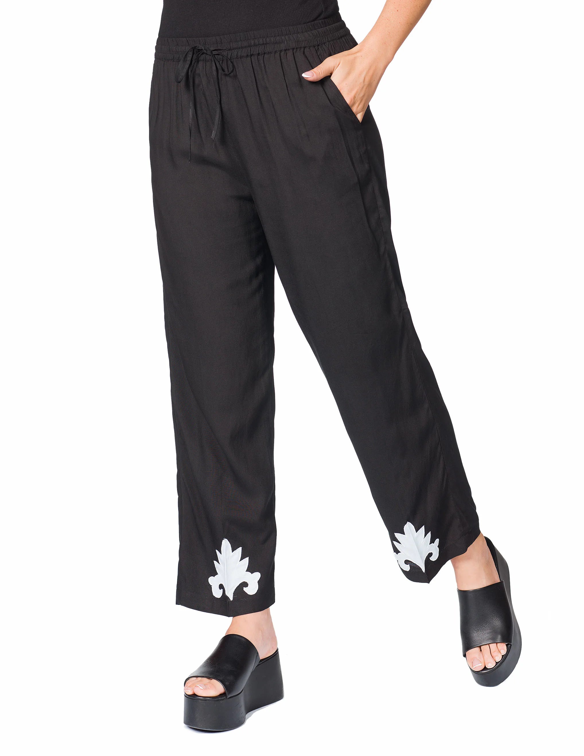 Black Pants – MINKAS Clearance